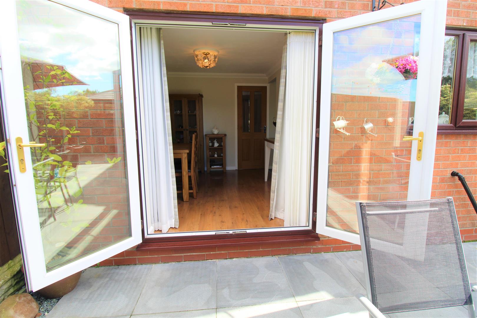 Powderham Close, Packmoor, Stoke-On-Trent